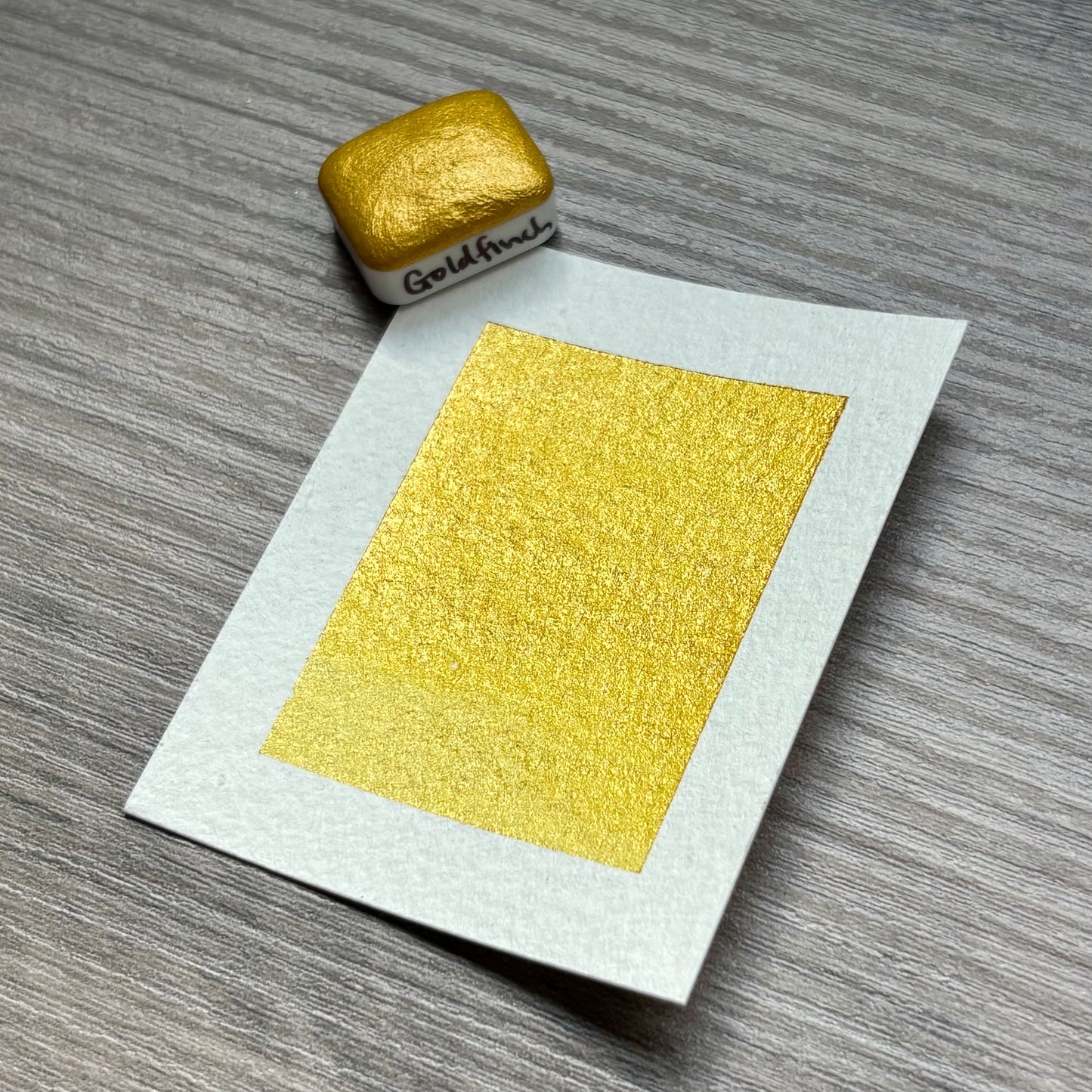 Goldfinch - Mica Watercolor Paint